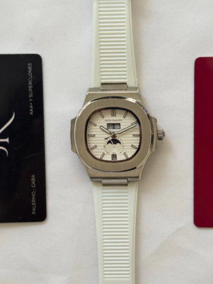 Patek Philippe Nautilus (5A+) (SKU: 450 D)