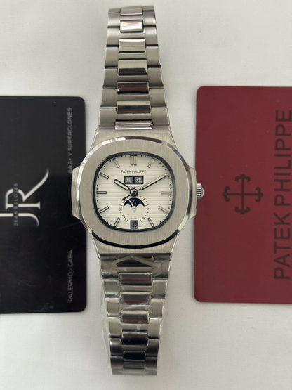 Patek Philippe Nautilus (5A+) (SKU: 424)
