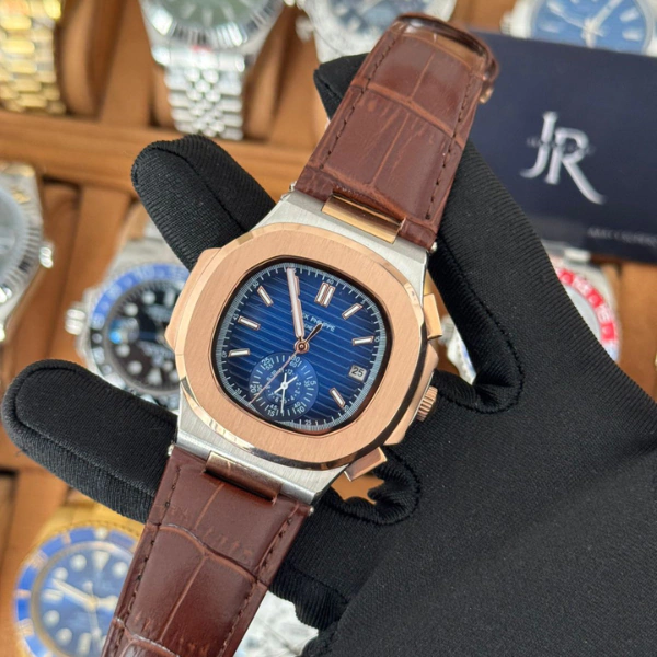 Patek Philippe Nautilus (5A+) (SKU: 418)